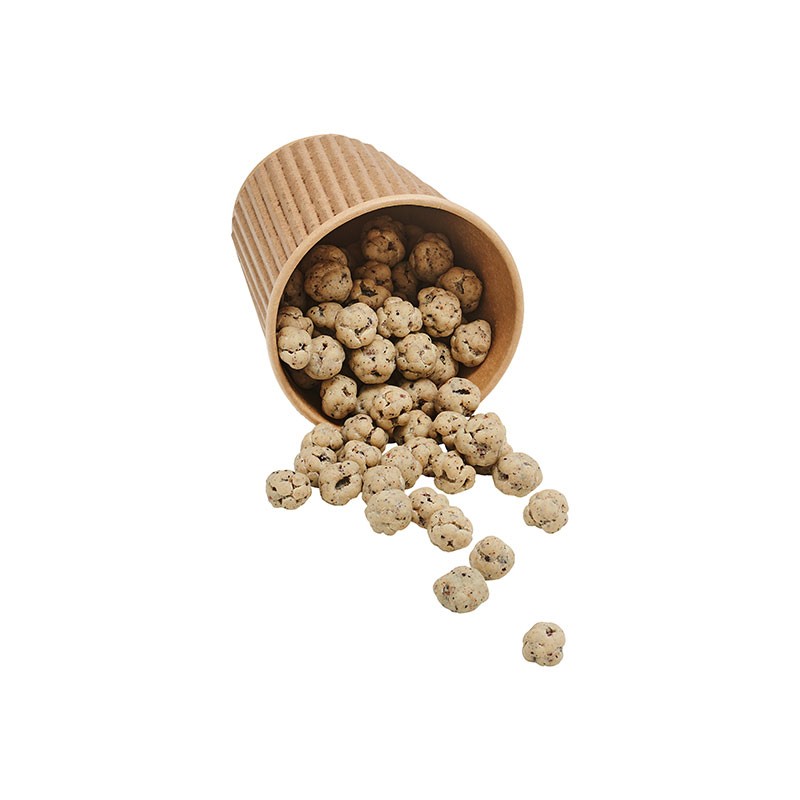 Skład Praski Czarna Porzeczka w Białej Czekoladzie z Dodatkiem Owoców Leśnych