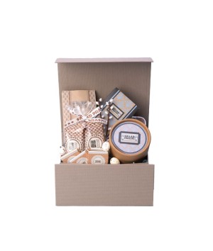 Skład Praski Kuferek Dyngus Easter